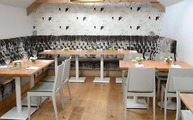 The Mendip Inn